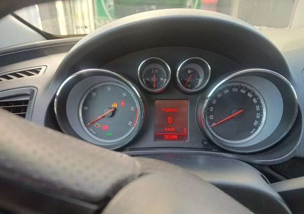 Opel Insignia cena 27000 przebieg: 203500, rok produkcji 2009 z Skawina małe 79